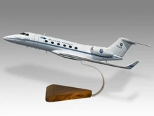 Gulfstream Aerospace G-V Hellenic Greek Air Force Desk Wood Model Small 1/130