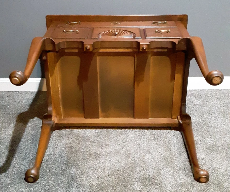 HENKEL HARRIS "LOW BOY" SÓLIDO SELVAGEM PRETO CEREJA BAÚ/SERVIDOR - Imagem 4 de 4