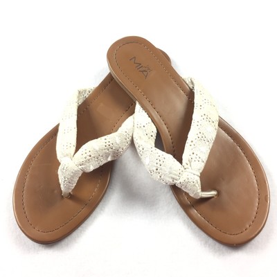mia thong sandal