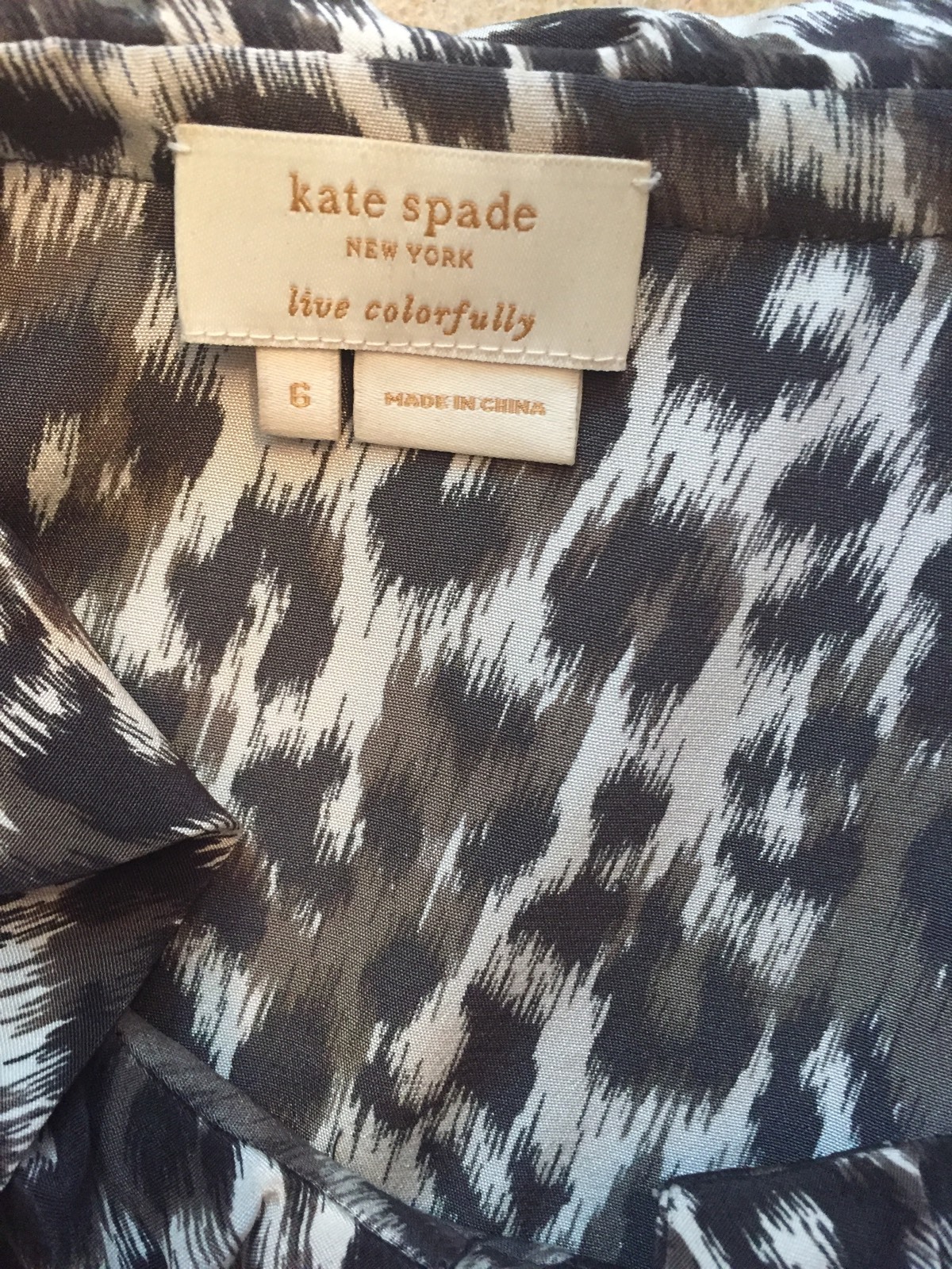 Kate Spade NY blouse Black White Gray Animal Print Long Sleeve size 6 thumbnail 10
