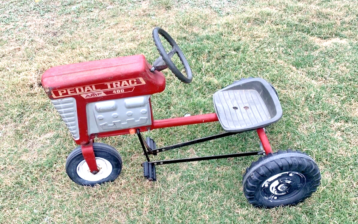 Great Find! 60's Vintage Red AMF Metal Pedal 400 Trac Drive Pedal Tractor  Works - Main Image
