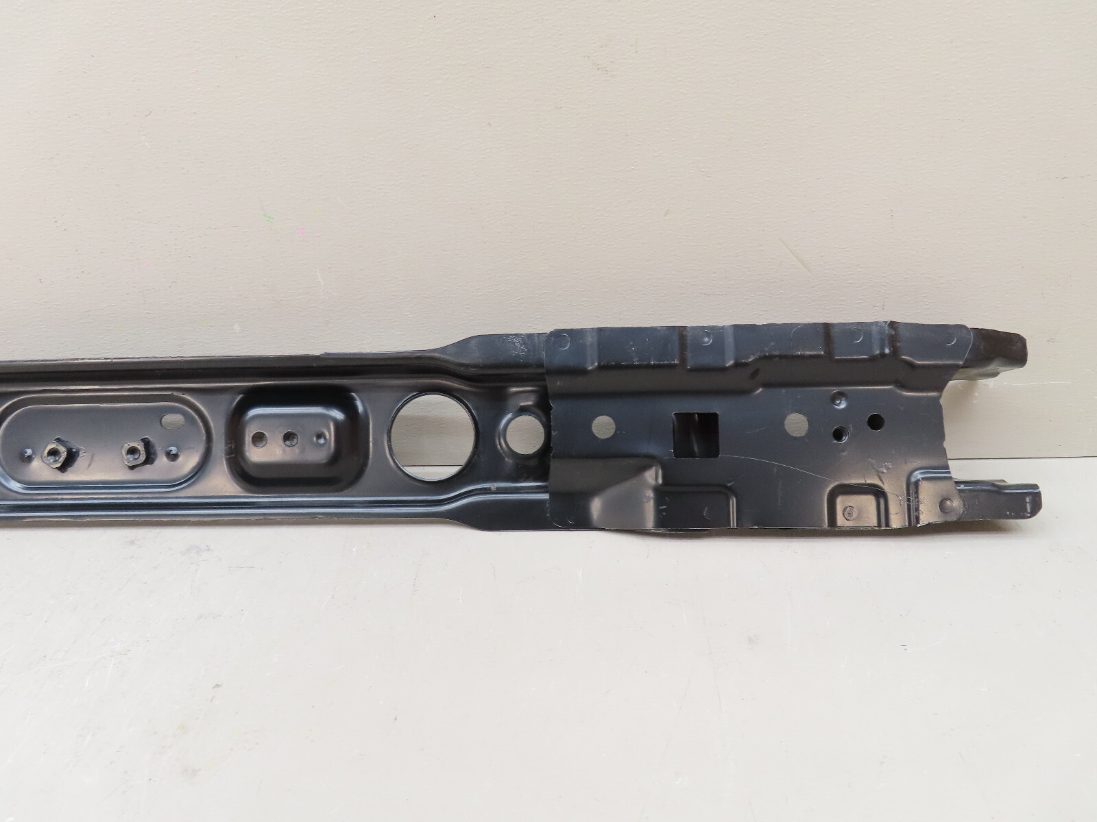 08-18 GENUINE TOYOTA PRIUS V SCION LOWER RADIATOR SUPPORT  BAR OEM 53218-12901