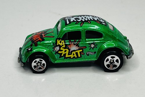 VW Bug Biff! Bam! Boom! Series Green Hot Wheels Attack of the Giant Fly Swatter - Picture 5 of 8