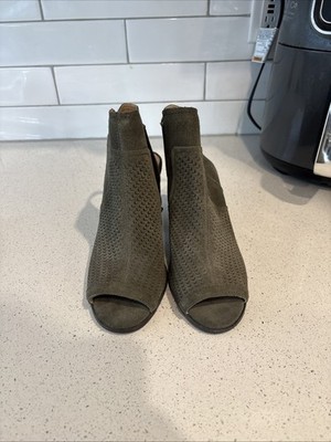 Essex Lane Open Toe Bootie Size 8 Dark Green