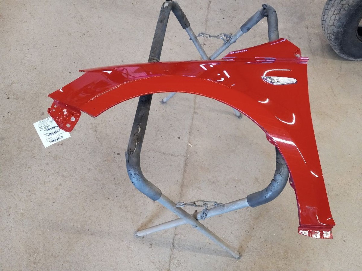 鈴ページ Red paint code ZNB Driver Left Front Fender part#5770057810 Fits