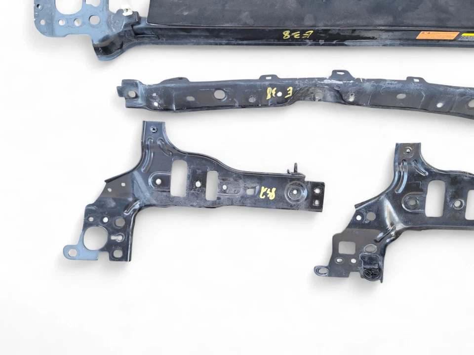 Juego de soportes de barra de amarre superior para radiador Nissan 370Z 09-20, 62550-1EA0A, E038, Foto 4 de 4