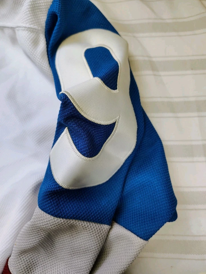 CAMISETA MATT DUCHENE COLORADO SERIE ESTADIO AVALANCHA TALLA 50 BLANCA Foto 4 de 4