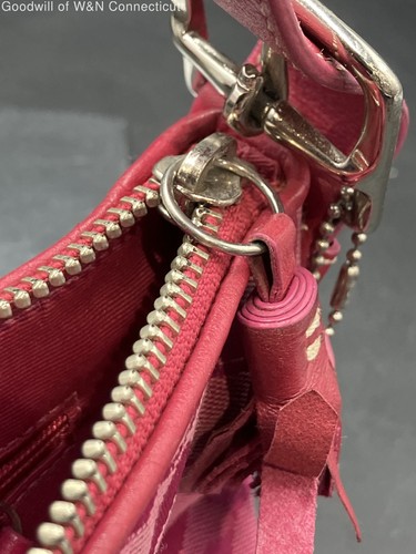 Authenticated Coach Women Pink Basic - Picture 3 of 6