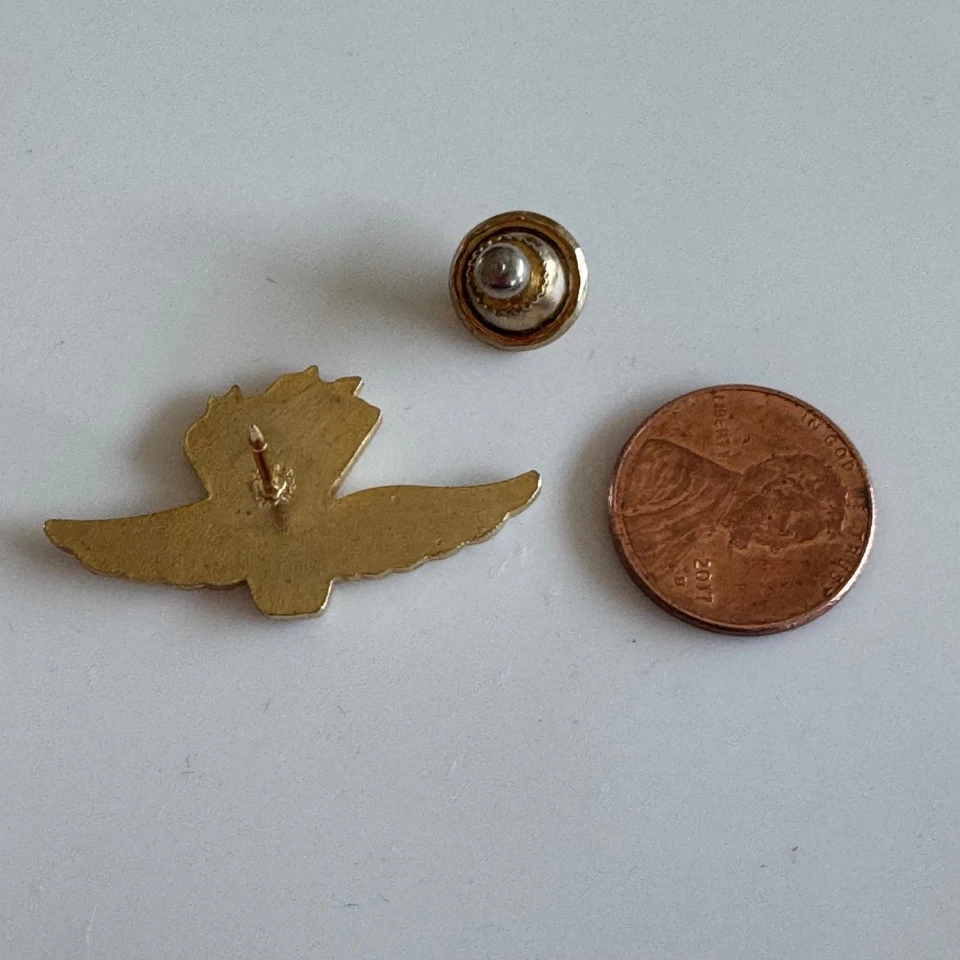 Vintage 1960s 1970s Indianapolis Motor Speedway Wings Flags Enamel Lapel Pin - Image 3 of 3