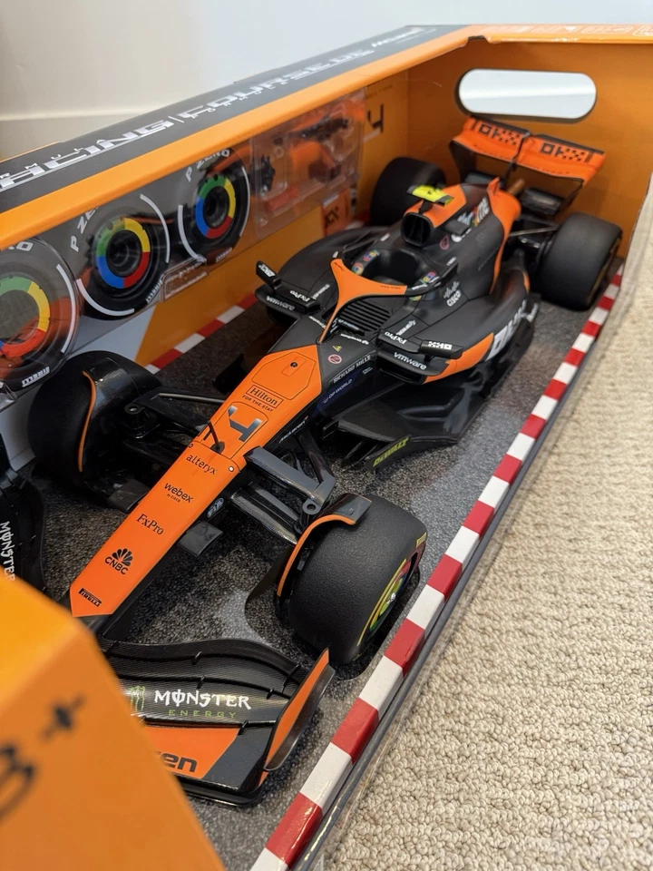 NEW - Unopened 1:10 Formula 1 RC Model Car Collectible Lando Norris McLaren - Image 3 of 4