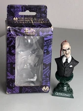 Buffy the Vampire Slayer Gentleman mini bust ornament Doug Jones Very rare Moore