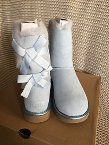 bailey bow ii metallic sky blue