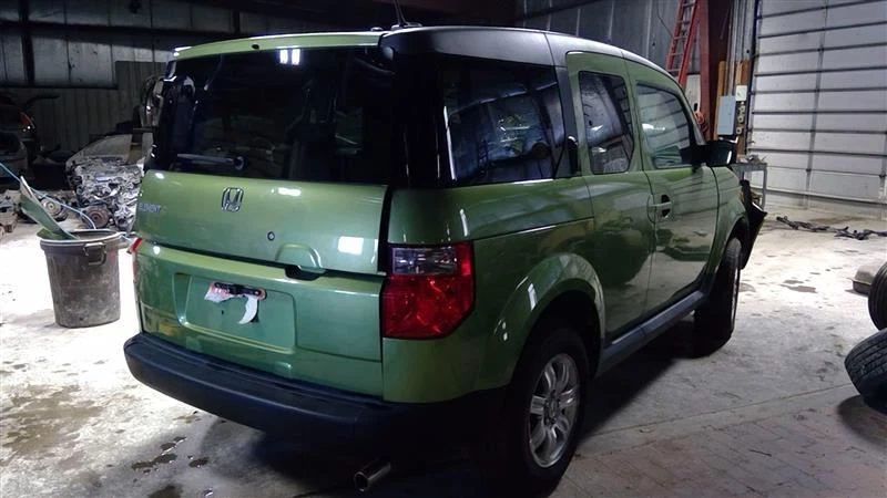 Зеленая правая задняя дверь для пассажира подходит для 03–06 ELEMENT 70509 - Изображение 3 из 4