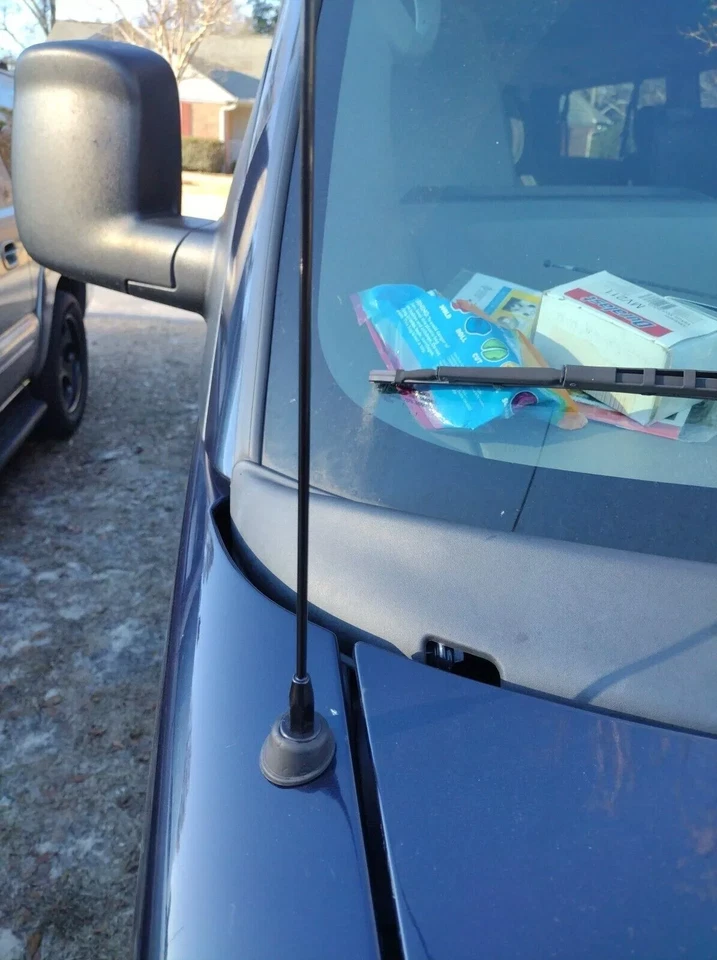 Mástil de antena de acero inoxidable negro 31" varilla radio AM/FM para Chevrolet Express 1996-2025 Foto 3 de 4