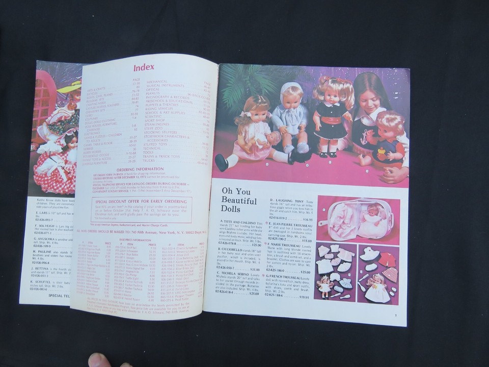 VINTAGE FAO SCHWARZ TOY CATALOG FALL WINTER 1972 1973 Dolls Steiff