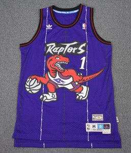Tracy-McGrady-Toronto-Raptors-Hardwood-Classics-Sewn-Swingman-Jerey-Medium