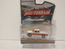 1/64 Greenlight All-Terrain Series 14 1984 GMC S-15 Sierra Classic