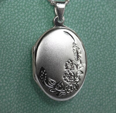 925 GENUINE SILVER *** 35mm Oval Matte Floral Locket Pendant