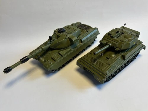 Vintage Diecast Dinky Toys #683 Chieftain Tank & #690 Alvis Scorpion & Striker
