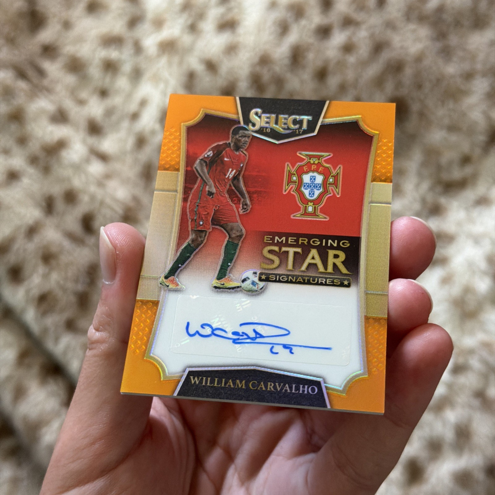 2016 Select William Carvalho Emerging Star Signatures Orange Auto /75 Portugal view 9