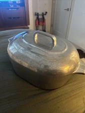 WAGNER WARE SIDNEY -0- MAGNALITE 4265-M 8 QUART ROASTER & LID