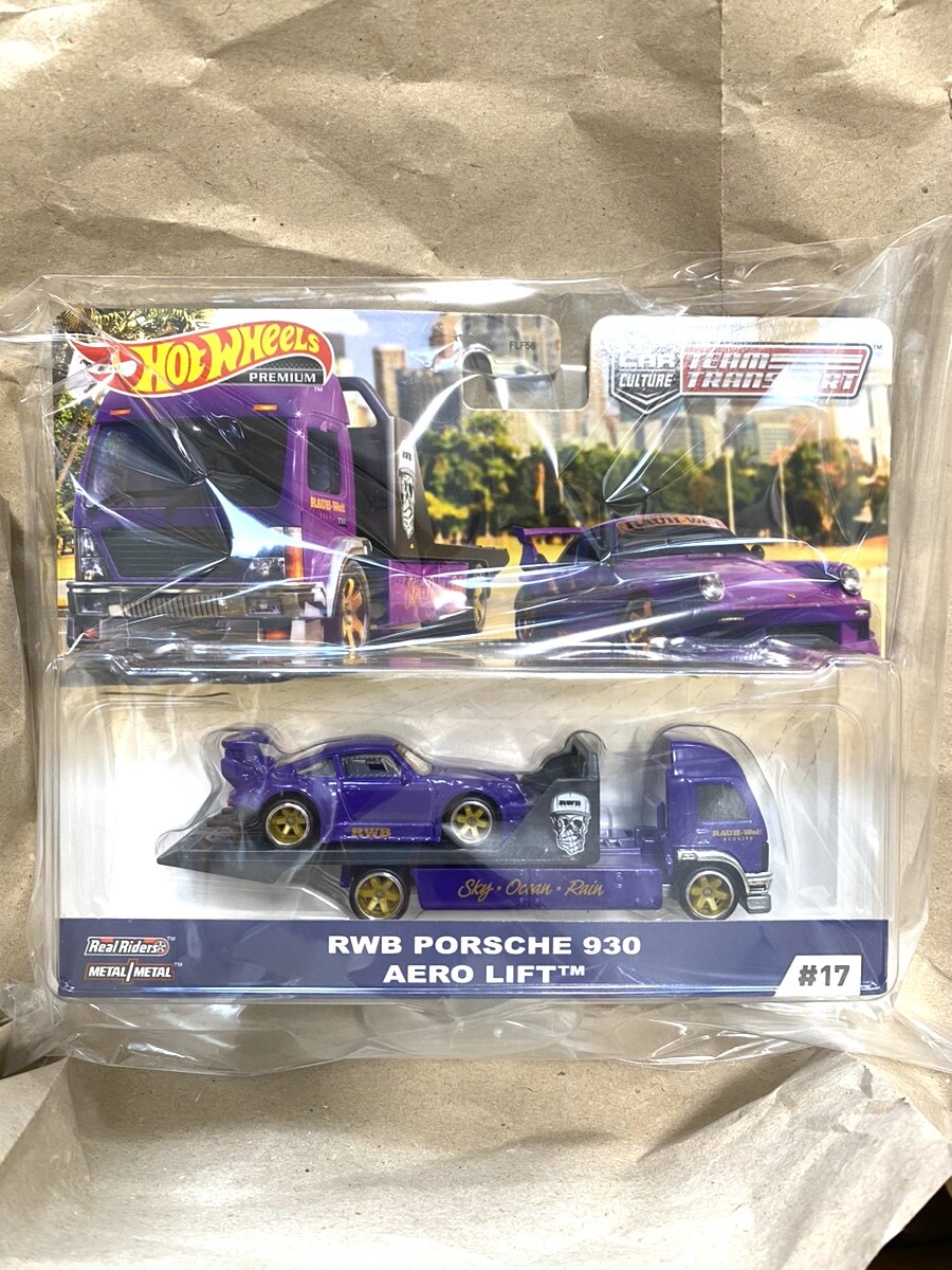 Mattel Hot Wheels HCY71 Team Transporter AERO LIFT RWB