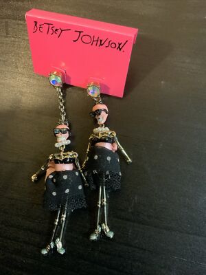 Goth Earrings Betsey Johnson Sugar Skull Rose Rhinestone  Rare Vintage Betsey Johnson Film Noir Rhinestone Studded Skull Earrings display picture 1