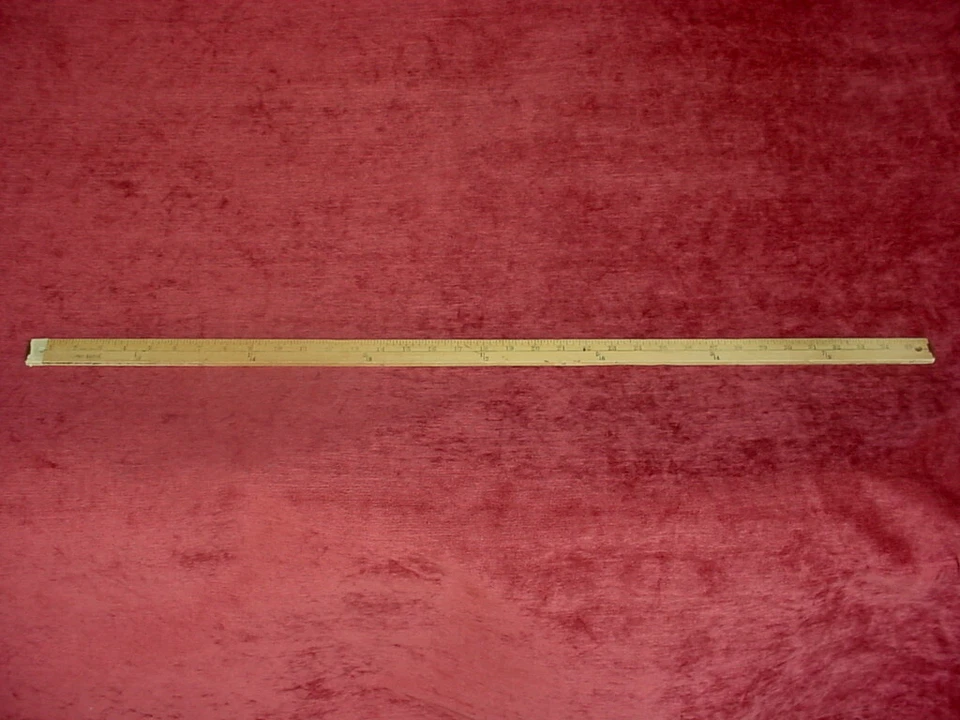 5-1/8Y Robert Allen Duralee 241045 Fine Chenille Berry Red Upholstery Fabric - Image 2 of 4