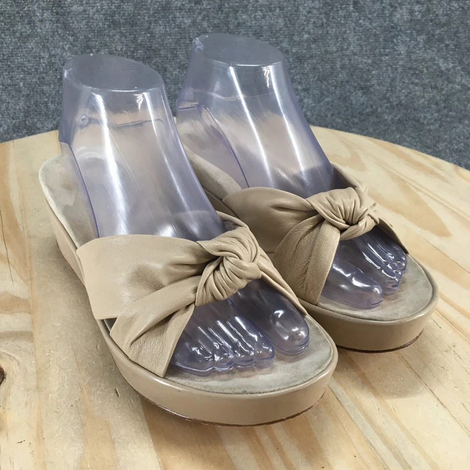 Kenneth Cole Sandals Womens 8.5 M Sacred Slide Beige Leather Casual Wedge Heels - Image 3 of 4