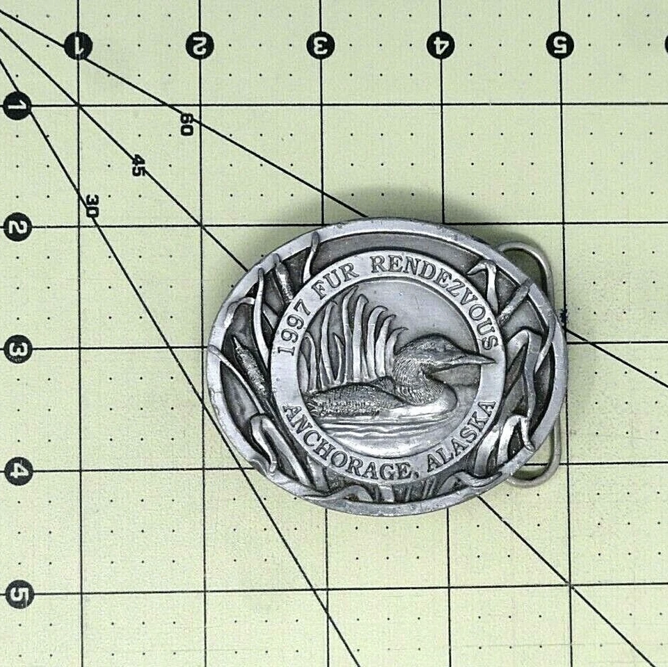 Пряжка для ремня с уткой Alaska Anchorage Fur Rendezvous винтаж 90-е Siskiyou .DBD540 - Изображение 3 из 4