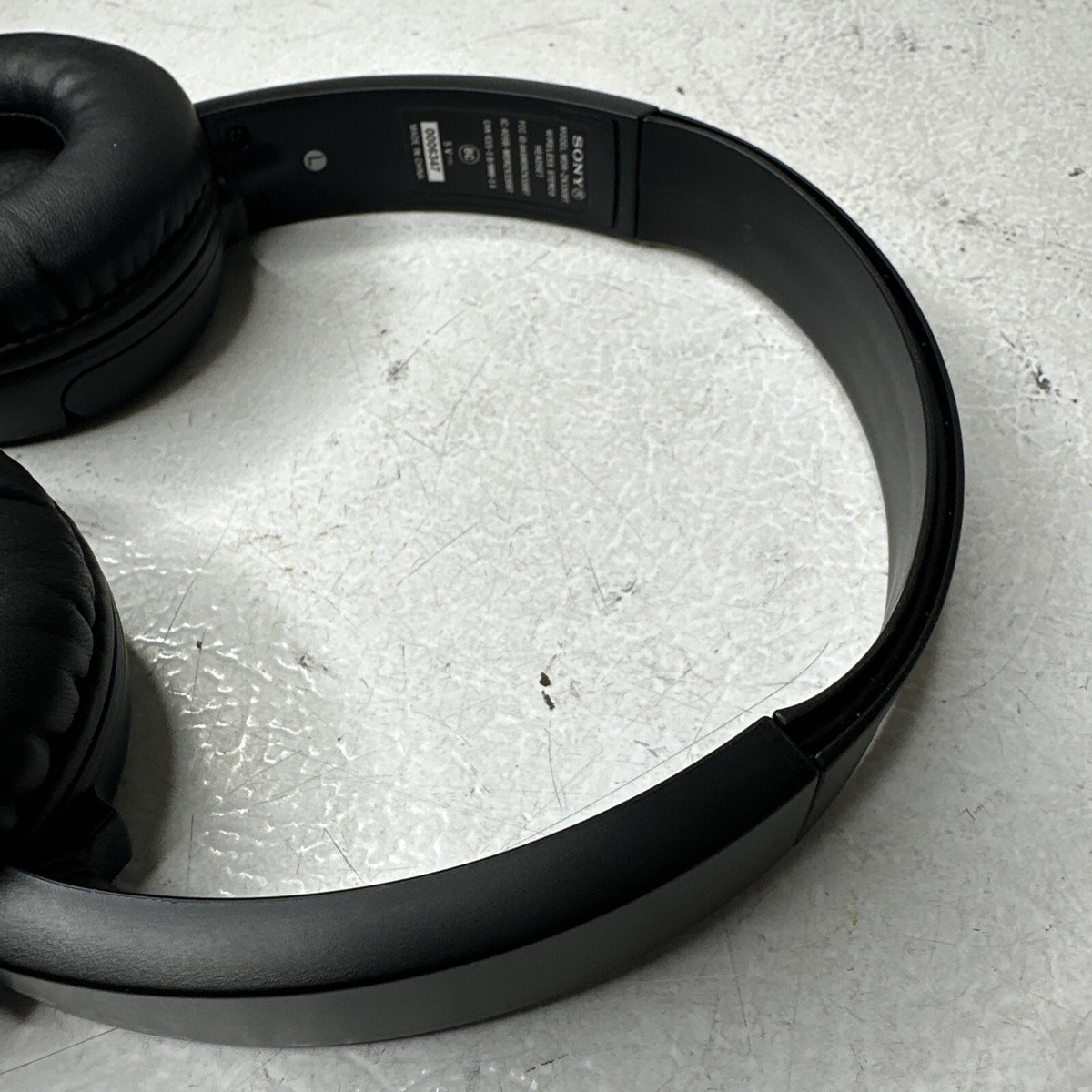 【ほぼ未使用】SONY ULT WIRELESS HEADPHONES ブラック Sony ULT WEAR Active Noise Canceling Wireless Bluetooth