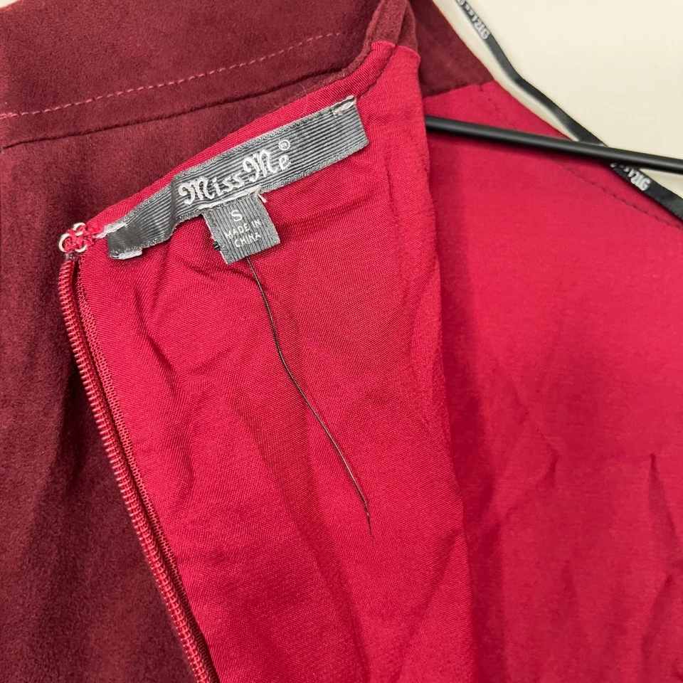 Vestido Miss Me Wine camurça recortado tamanho pequeno vermelho manga curta swing shift - Imagem 4 de 4