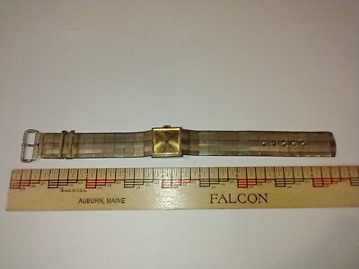 Vintage Lucerne watch ladies UT 231A Movement 17 Or 21 Jewels? As Is Not Working