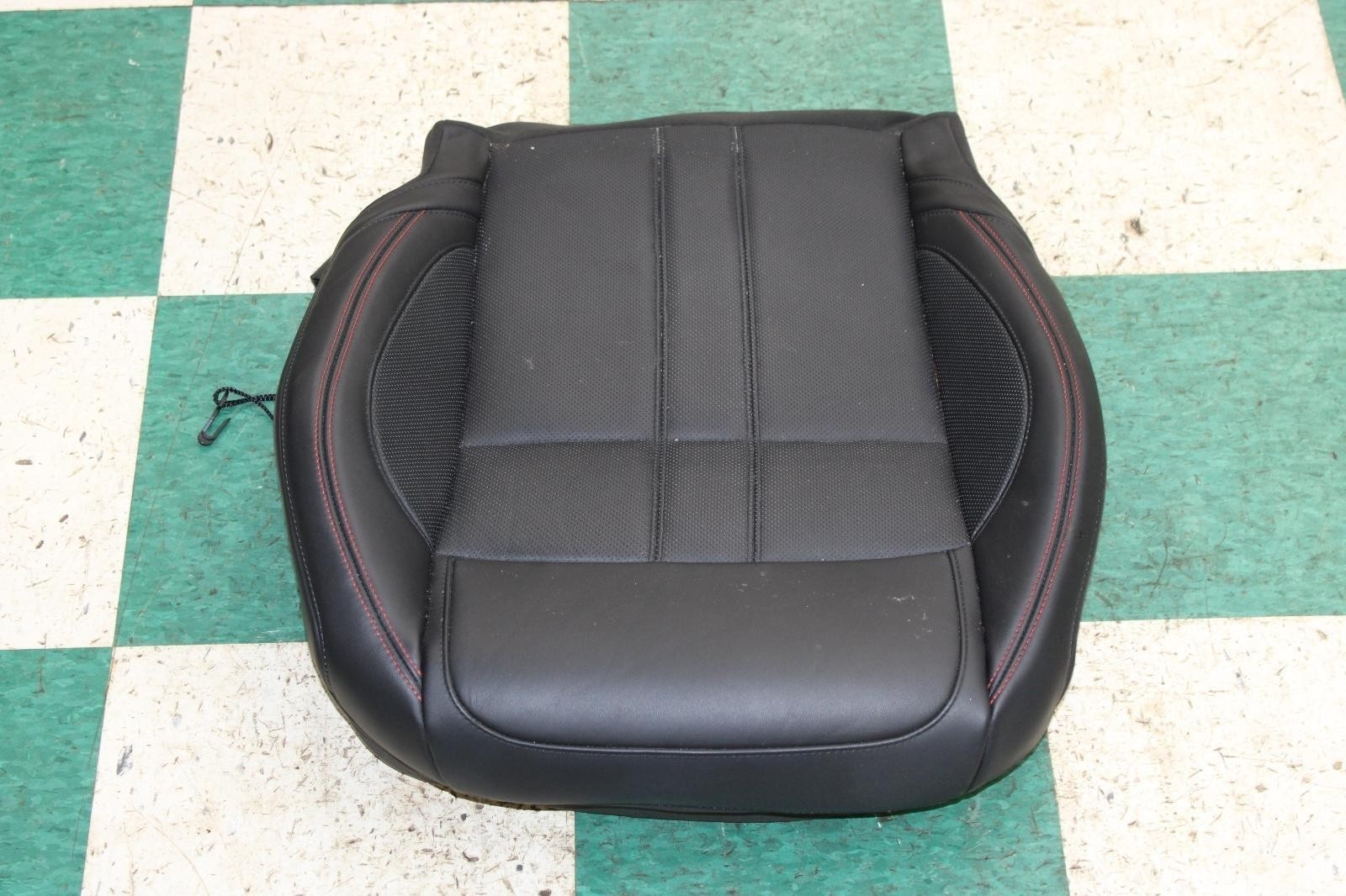 Maserati Quattroporte 2014-2021 Front Right Lower Seat cushion Black