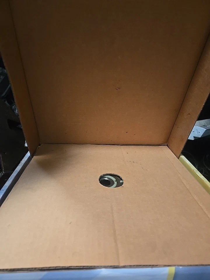 CLUTCH  KIT INTERNATIONAL COMPLETE CLUTCH KITS NO. 07-095 K - Image 2 of 4