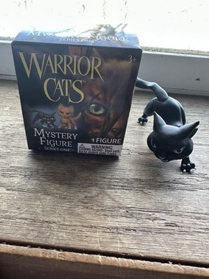 Warrior Cats Scourge Series One Mystery Box Collectible Figure Original Packagi 