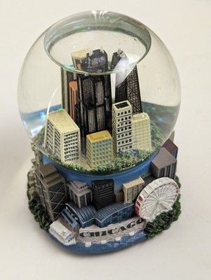 Chicago Skyline Snow Globe 2003 Smith Novelty Co Navy Pier Ferris Wheel 5''