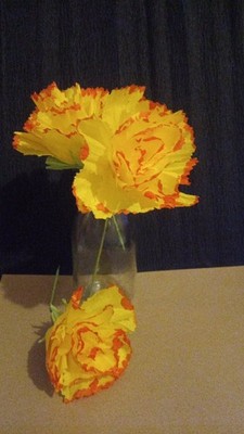 20 x Krepp Papier Blumen, Nelkenblumen, gelb-rot, 10 cm ELIT ETNO DEKORATION