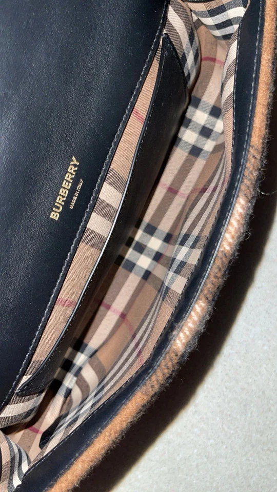 BOLSO LOLA BURBERRY PEQUEÑO ACOLCHADO A CUADROS CACHEMIR 24010107 Foto 3 de 3