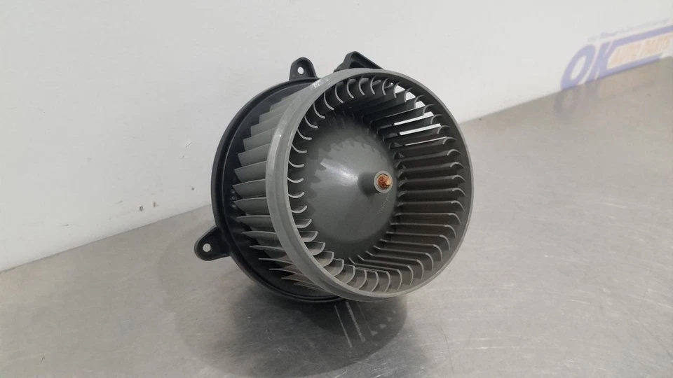 24 MOTOR SOPLADOR AIRE ACONDICIONADO FORD F450 SUPER DUTY Foto 4 de 4