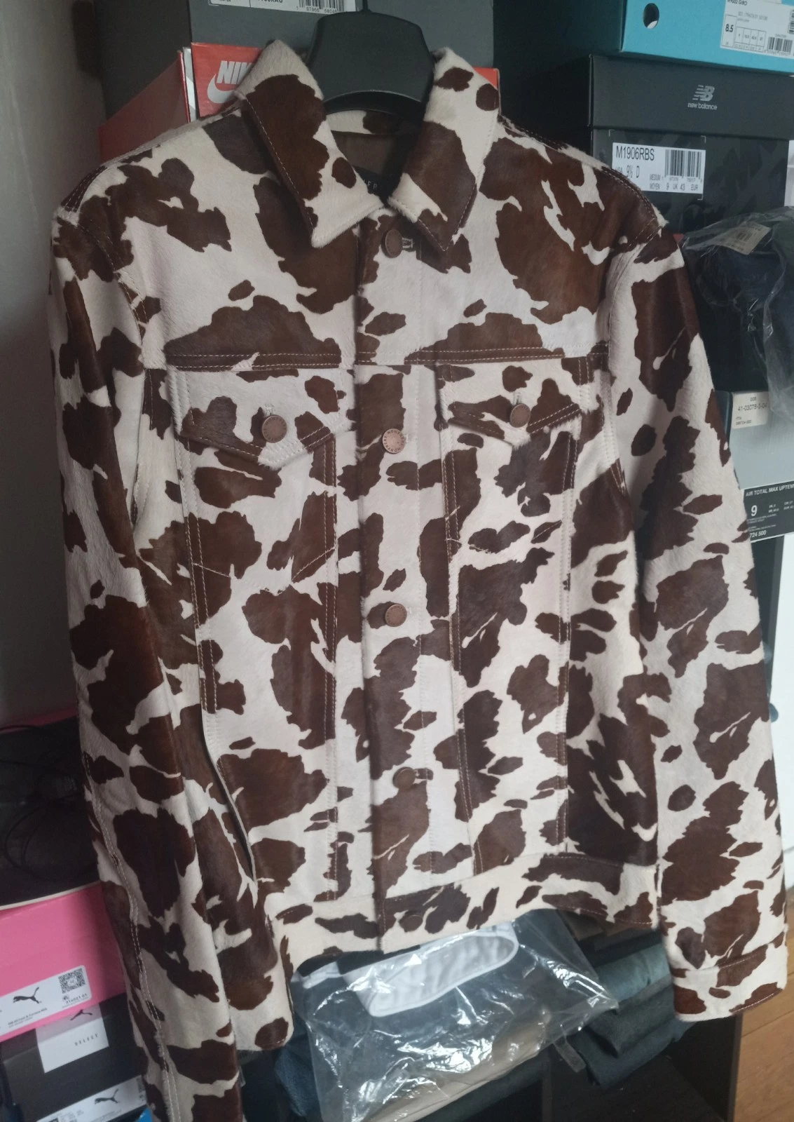 Monfrere Dean Cowhide Retail $1,398 Size Small Zara Todd Snyder J Crew RL - product detail image 3