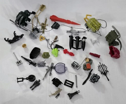 X-485 VINTAGE 1980'S HASBRO GI JOE FIGURE & VEHICLE WEAPONS AND ACCESSORIES