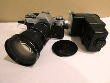 Canon AE-1 Program SLR Camera with 35-105mm F/3.5 Macro Zoom Lens Vivitar Flash