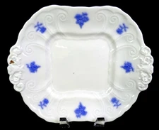Chelsea Sprig Blue Grapes Grandmother Antique Porcelain 10 3/4" Cake Plate 1840