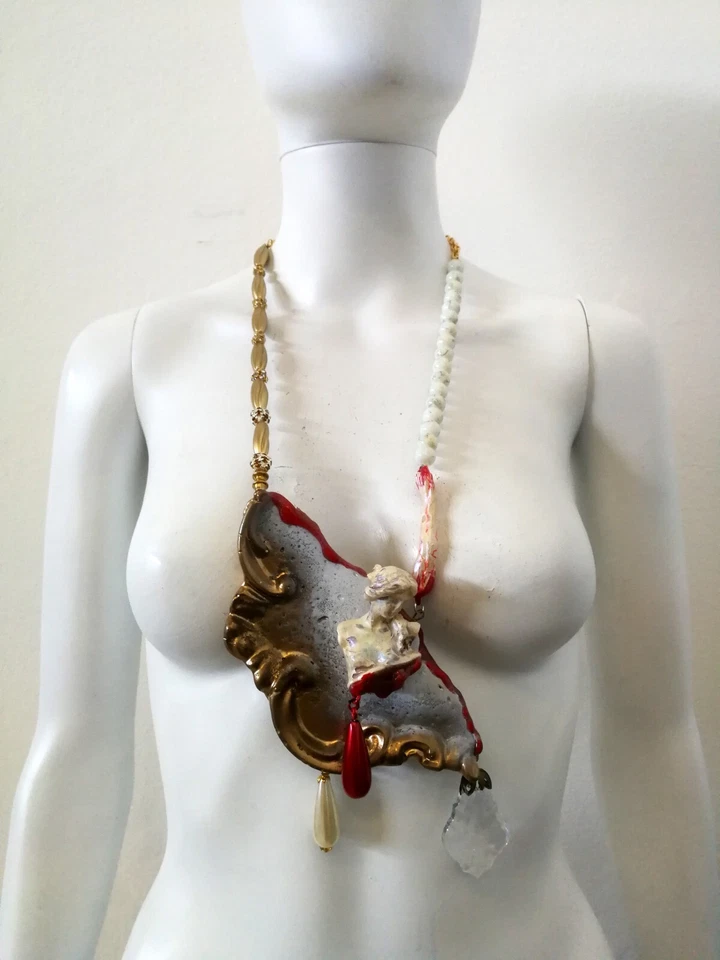 luxury jewelry necklace vintage style pendant woman baroque dramatic brutalist - Image 4 of 4