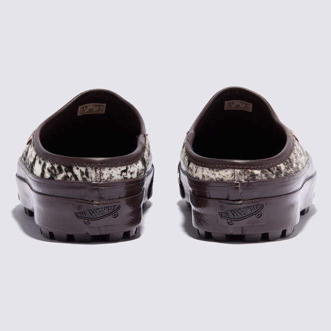 Scarpe sneakers unisex Vans Premium Pony Hair Stlye Mule 17 VN000D84CHU1