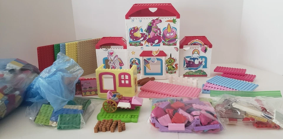 Lego - Bright Colors, Base Plates, Windows, Decorative + Hello Kitty Duplo House - Image 2 of 4