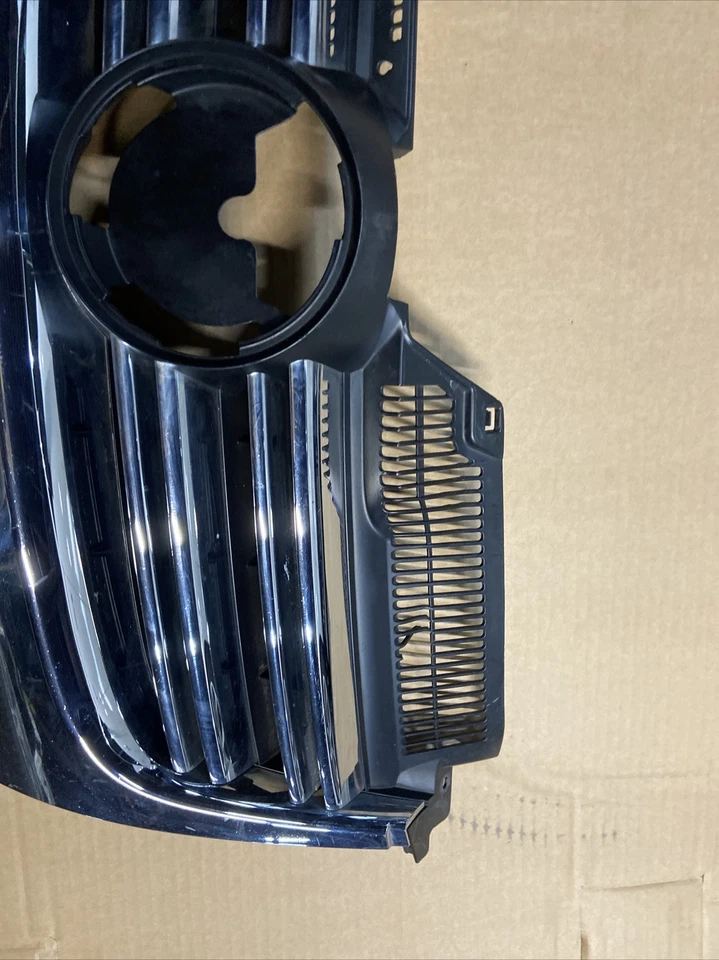 Parachoques delantero cromado para Volkswagen Jetta MK5 2005-2010 1K5853653 FABRICANTE DE EQUIPOS ORIGINALES Foto 4 de 4