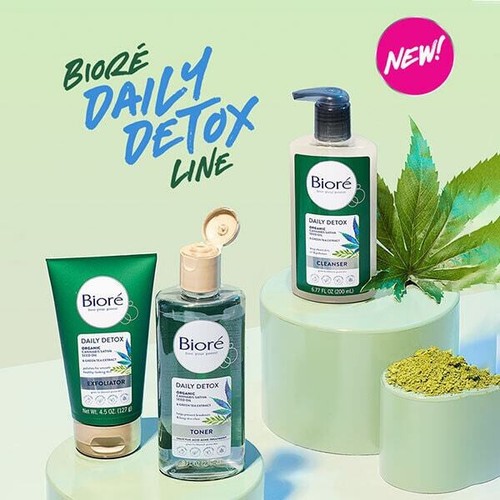 Biore Daily Detox Organic Exfoliator 125ml - Picture 4 of 5