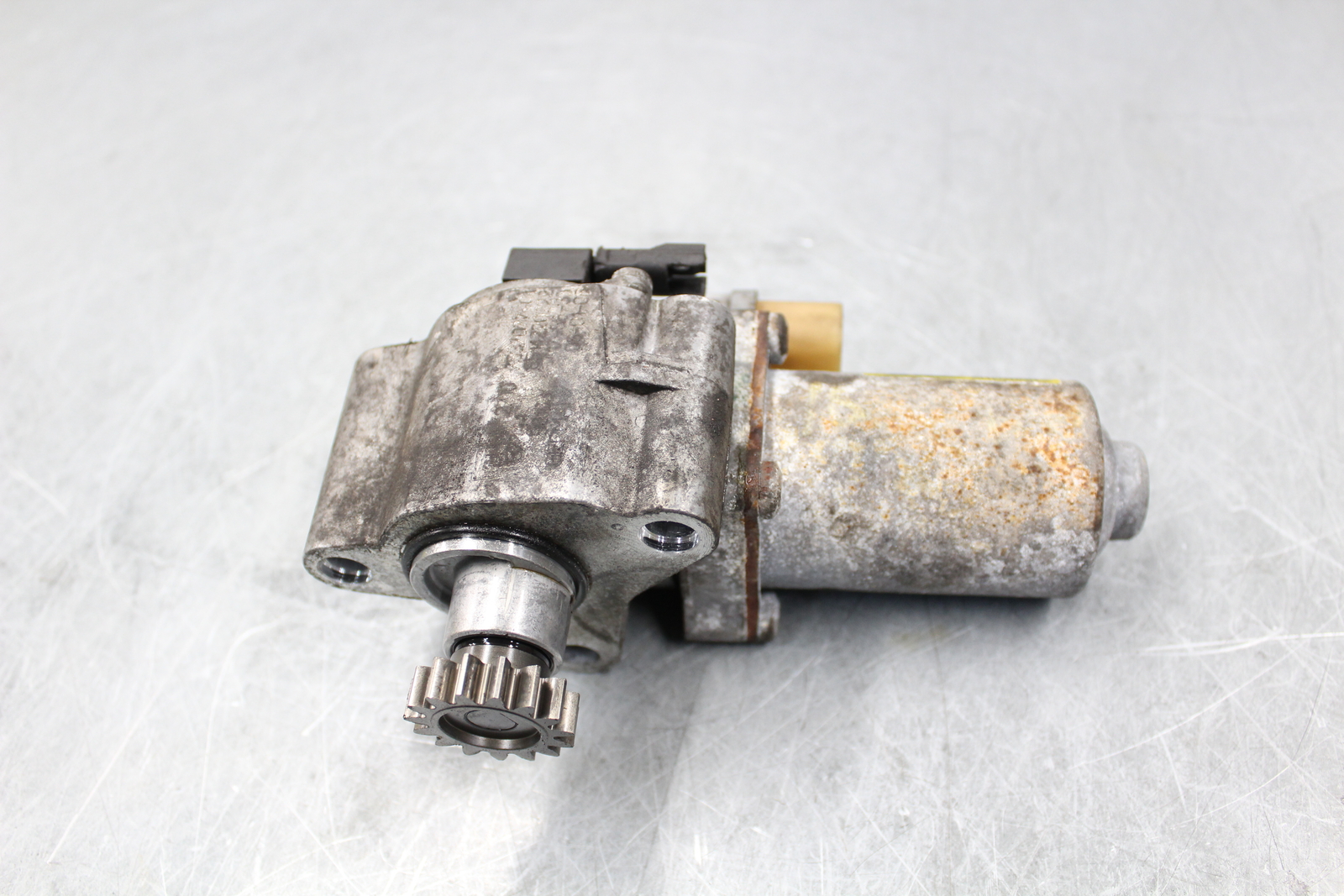 0611 E90 E60 BMW 325XI 328XI 330XI 335XI TRANSFER CASE SHIFT MOTOR AWD